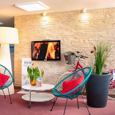Centra Hotel Швед Екстериор снимка